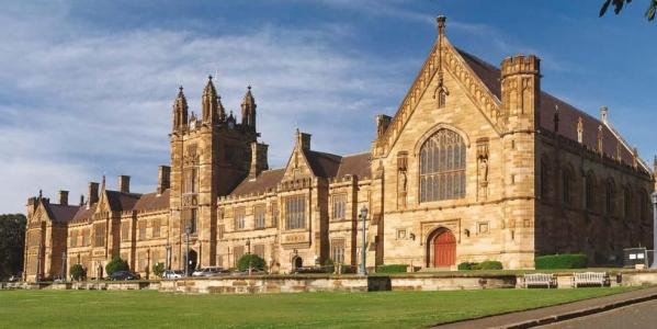 2021第二学期不仅继续提供网课学费减免，还补贴你$2000隔离费用!