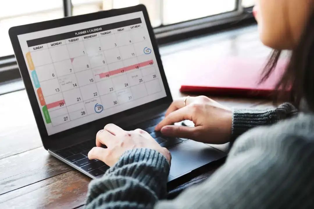 美国移民局最新报告：2021年34.8万中国人在美留学，加州最受欢迎！